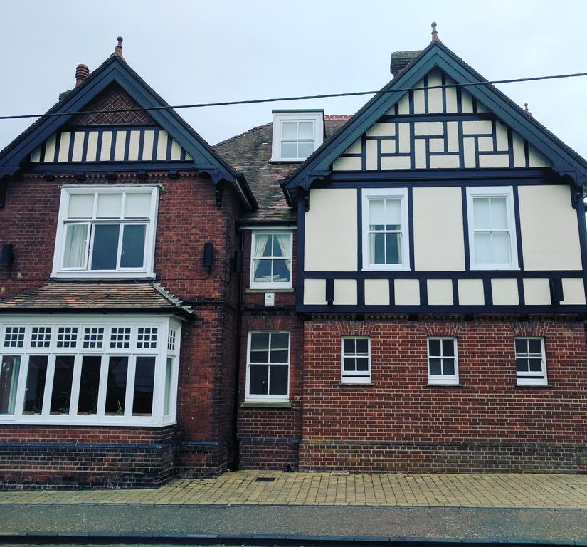 The White Horse Hotel Оувърстранд Екстериор снимка